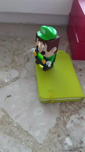 Lego Mario is Love in Lego Princess Peach