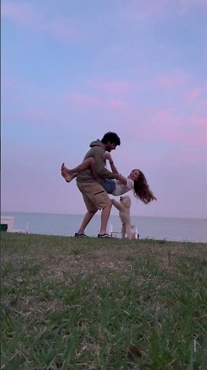 Dog Intrudes on Romantic Moment || ViralHog