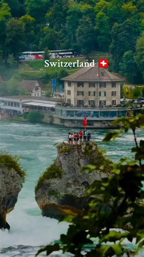 Switzerland 🇨🇭 🏞️🌲☘️🏕️⛰️ #Switzerland #ExploreSwitzerland #SwissNature #NatureLovers #SwissMountains