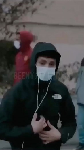 @beenyjr_lyrics on Instagram: "bubu splash @benyjrr @el_moraddd sigueme para más: @beenyjr_lyrics #mdlr #moradmdlr #mdlr280barrio #mdlr280 #mdlr970 #delarue #delarue280 #delarue280barrio #delacalle #chicodelacalle #mecdelarue #bloquesflorida #benyjrr #benyjr #benyjrr♥️ #trapandlove #trapandlove #trapandlove #mxndxngxx #mood #mdlr #visto #morad #vida #vidaloca #calle #barrio #musica #fans #explore"