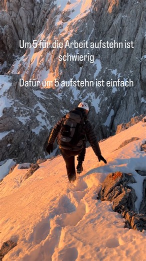 Alex on Instagram: "Das ist einfach was anderes🤷🏽‍♂️ #berge #sunset #natur #relateable #klettern"