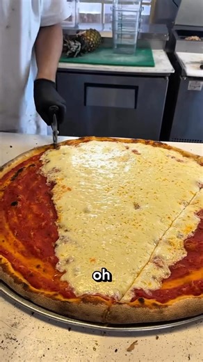 1.3M views · 2.5K reactions | Giant pizza slice | Pinoygusyo | Facebook