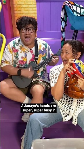 Making up a song with props 😂