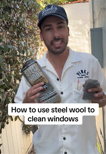 New to window cleaning? This is how I use steel wool to remove stuck-on debris. #windowcleaning #beginnerwindowcleaning #cleaningtips #exteriorcleaning #bluecollar