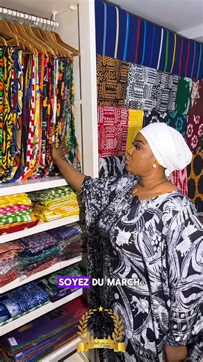 La soie sous toutes ses formes, c’est chez Yedyma Shop ! Nous avons : • Tissus en soie classique : fluides, doux et élégants. • Soie avec mèches : originale, texturée, parfaite pour des créations uniques. • Tous types de soie : pour chaque occasion, chaque style et chaque budget. ☎️ Commande maintenant via WhatsApp : 225 07 49 78 70 17 📍 Abidjan, Cocody Rivera Palmeraie – non loin du carrefour Guiro | Yedyma SHOP