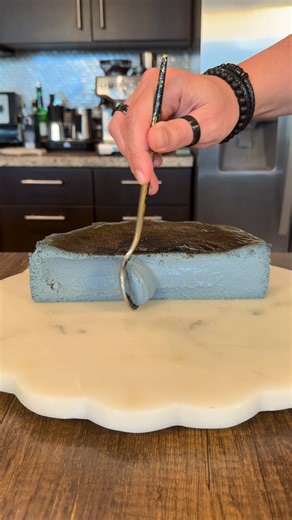 Goktug Hoser on Instagram: "Black Garlic San Sebastian Cheesecake Black Garlic Burnt Basque Cheesecake Perfect recipe 1kg Cream Cheese 320 grams Sugar 6 large Eggs 30 grams Fresh Lemon Juice 15 grams Vanilla Extract 5 grams Sea Salt 30 grams flour 600 grams Heavy whipping cream 20 grams black garlic paste Room temperature cream cheese mix with sugar. After well blend mix in the eggs one by one. Add the lemon juice, salt, vanilla extract, black garlic and mix well. Then add the cream and fold in.