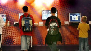 Computer: Jugendliche spielen am liebsten in der Gruppe