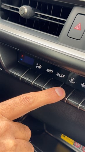 ASMR interior experience of the Lexus UX 300h