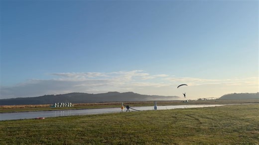 Today marked the start of the 2026 NZ Canopy Piloting Nationals at Skydive Auckland, with our official Practice Day setting the tone for the competition ahead. It was a valuable opportunity for canopy pilots to get their eye in on the pond, dial in their flying skills, and settle into competition mode. At the same time, our judging team finalised systems and processes to ensure everything is ready for the first competition rounds tomorrow. Competition flying begins in the morning — and you can f