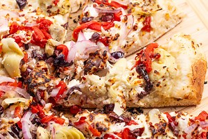 10K views · 145 reactions | Mediterranean Veggie Pizza 𣏕龍燎✨...