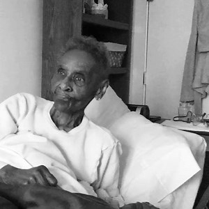 292K views · 971 shares | @realhelpva @healingtouchcompanion @grandma_daisys_healthy_tips @grandmadaisyisms How to take care of a person with dementia Learning how to take care of a person with dementia can be a trial-and-error process. Every person with dementia and every caregiver is unique, and so is their relationship... | Grandma Daisy Healing Touch Companion | Facebook