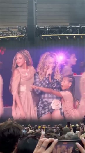 Beyoncé avec ses filles - #beyonce- Paris 21.06.2025