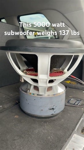Free air test of 137 lb subwoofer Resilient Sounds RS Team 18 laughs at 4000 watt hifonics