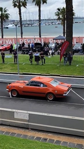 Holden Monaro Races Geelong Revival! 🔥
