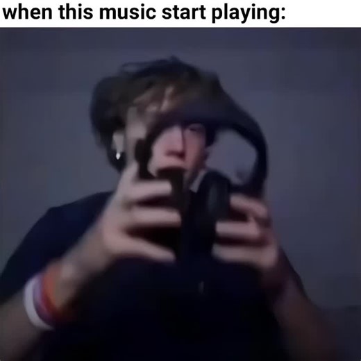 Exploring GFX Manipulation in Anime Music