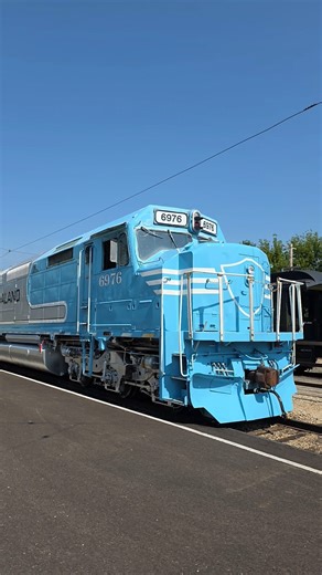 Former Amtrak SDP40F at Diesel Days #shorts