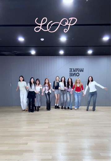 우리 아이오아이 무리얌🌸 앙수니들 보러 올 사람⤵️ 📍SEOUL ｜ JAMSIL INDOOR STADIUM 2026. 05. 29. (FRI) / 05. 30. (SAT) / 05. 31. (SUN) #아이오아이 #IOI #LOOP #IOICONCERTTOUR_LOOP_IN_SEOUL