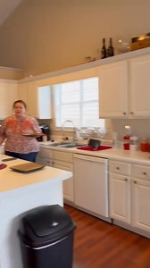 323K views · 8.2K reactions | Bethany is so mad she ends up burning Larry’s chicken dinner #God #Jesusispoppin #Jesusbeenpoppin #kountrywayne #helpisontheway #love #FilmmakerChaseWalker #LibbyBlake | Ireneii Gumphf | Facebook