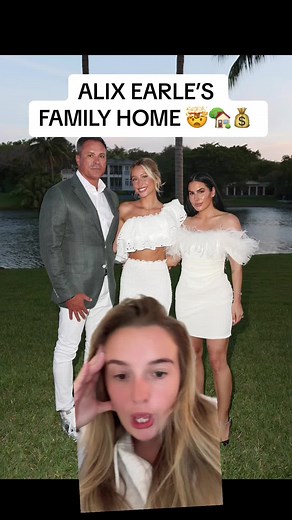 Alix earle’s family home is something else!! 🤯🏡😍 #alixearle #alixearlegrwm #ashtinearle #earlegirls #hotmess #hotmesspodcast #alixearleandbraxtonberrios #braxtonberrios #famous #celebrity #celebrityhomes #celebritynews #celebritytiktok #celebrityhouse #architecturaldigest #ashleyearle #eastcoast #homeinspo #luxuryhome #mansion #dreamhome