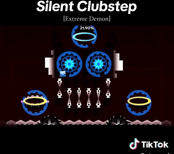 Silent Clubstep: Geometry Dash Extreme Showcase