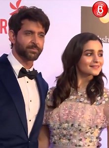 598K views · 26K reactions | Alia Bhatt cannot control her Emotions after she met her Favorite Hrithik Roshan at an Award function | Bollywood Bubble - Videos | Facebook