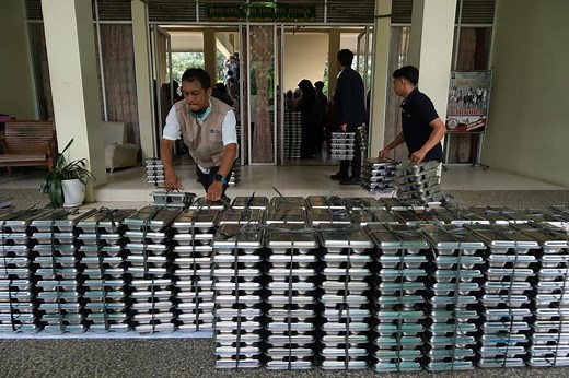 BGN Kejar Target 30.000 Dapur MBG hingga Akhir 2025, Baru Tercapai 8.018 Unit - Industri Katadata.co.id