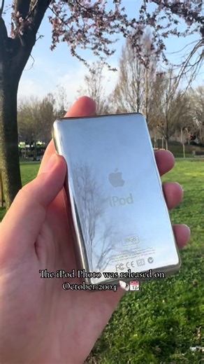 Reliving the iPod Photo: A 2004 Classic