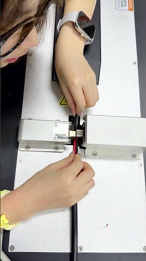 example of automotive wiring harness welding, one to two welding 8 plus 10 square millimeters