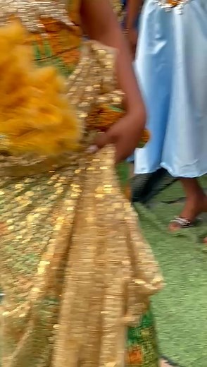 1.4M views · 61K reactions | Minha bondade.♥️殺 Viemos de longe, obrigado por confiar em mim! Foram anos de humilhações, de lutas, etc. Mas Deus ajudou e conseguimos. O amor venceu.殺殺殺殺 | Christopher Kiangangu | Facebook