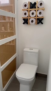 28K views · 466 reactions | ¿Una repisa que parece un juego?  Así puedes hacer una repisa en triqui para papel, sin tornillos y sin experiencia previa. En Hágalo en Casa te enseño carpintería fácil, práctica y creativa.  Sígueme y comenta TRIQUI si te animas a hacerla en casa. | Hagalo en Casa | Facebook