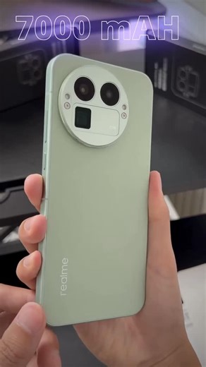 TheTariwala (ताड़ीवाला) on Instagram: "Ye h gaming phone ka badmas realme gt 8 pro @thetariwala #realmegt8pro #tech #trending #trend #reels #shorts #fyp #viral #thetariwala"