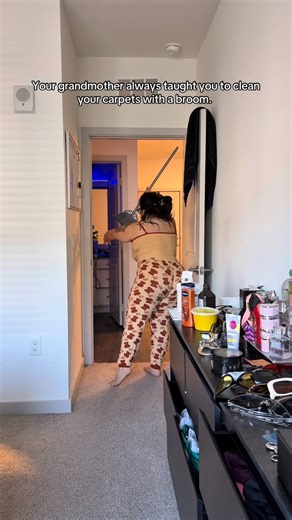 Ivanna Lisette on Instagram: "This always happened in my Latin household. It’s so old school and a lot more work but it gets the job done. She always taught me a vacuum doesn’t pick everything off the carpets, a broom will with a few strokes 😂 I used to hate it when I was younger but as an adult now I understand! Shoutout to my abuela! 🇵🇷❤️"