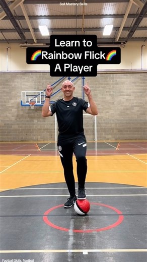 Ball Mastery Skill to try in practice or a game, the Rainbow Flick, will you try it? #football #futsal #ballmastery #soccer #practice #skills #tekkers #prolovell #practiseplayperfect #futsalinbrentwood | Pro Lovell