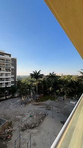 🏙️ River View Apartments – Gangapur Road, Nashik 📐 4000 sq ft | 🛋️ 2810 sq ft carpet | 📊 40% loading 🏢 1Floor – 2 Premium Apartments 🌆 28 Floors of Luxury Living Amenities: 🏊‍♂️ Infinity Pool 🏟️ Premium Clubhouse 💪 Fully Equipped Gym 🌳 Landscaped Gardens 🎉 Party & Community Spaces 👶 Kids Play Area Parkings: 🚗 2 Reserved (expandable to 4 with mechanical parking) 📏 Parking size: 136 sq ft each ✨ Live where luxury meets comfort. 📞 Contact: 92260 71220 | Goldenhomesnashik
