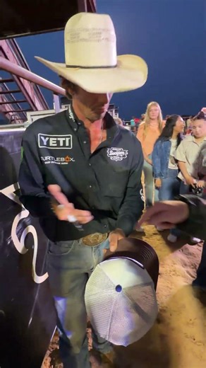 FACE TO FACE WITH JB MAUNEY 🤠🔥 | Autógrafo no Bucktown, Texas 🇺🇸