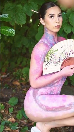 Body Painting a Fitness Model!