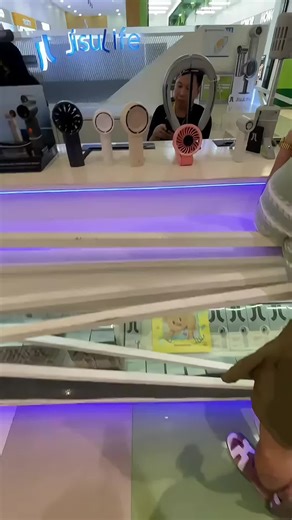 Exploring the Benefits of Jisulife Handheld Portable Fans