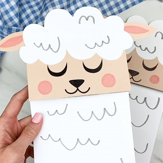 🐑 Sheep Paper Bag Craft ✂️ Get the template on the blog | Simple Everyday Mom