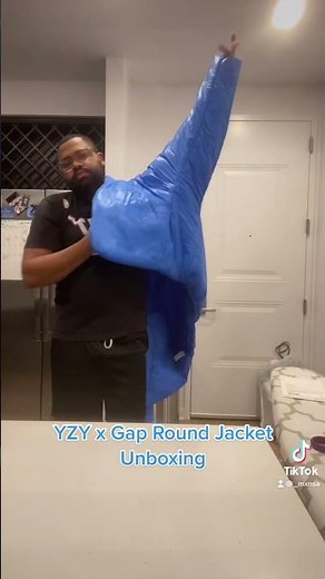 Kanye West YZY x Gap Blue Round Jacket Unboxing and Review