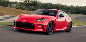 The 2022 Toyota GR 86 Finally Has the Engine It Deserves