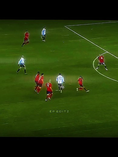 Messi Dribbling Skills Compilation 2011