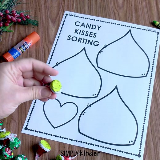 Comment "GRINCH" now!! ✅ 💚 Grinch Day in your classroom ideas and freebies! 💚 ⭐️ Check out these fun activities to go along with your Grinch day and get this FREE sorting & graphing printable to use with the new Grinch Kisses! 🤔 Wonder where you can find the Grinch kisses?! Check it out in our blog post. We've made a list of stores carrying them! | Simply Kinder