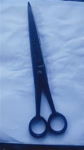 realistic drawing of scissors ✂️