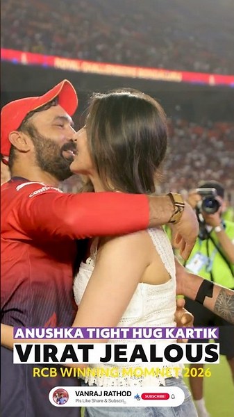 Kartik Hug Anushka Front Of Virat