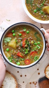 Vegetable Lentil Stew - A hearty, healthy, wholesome one pot dinner for cold winter nights 🍲 😍 Ingredients 1 Cup brown masoor dal 2 tablespoons olive oil 1 tablespoon garlic 1 teaspoon thyme ½ Cup onion ½ Cup carrot ½ Cup green peas ½ Cup potato 1 tablespoon tomato paste Salt and pepper 4 Cup vegetable stock ½ Cup spinach #lentilsoup #stew #vegetarianrecipes #dinnerideas #reelsinstagram #glutenfreerecipes #lentilstew #instantpotrecipes #healthyrecipes #onepotmeal | Fun FOOD Frolic