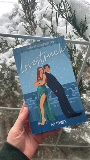 Ivy Dawes │ Indie Romcom Author on Instagram: "✨I want to punch my arrogant, hot co-star in his stupid, beautiful face.✨ Lovestruck is a spicy celebrity romcom with a happily-ever-after. It is the second book in the Starlight Studios Series, and can be read as a standalone. Check it out if you like: 🩵 Enemies to Lovers (Loathe to love) ✨ Fake Dating 🩵 He Falls First ✨ Open Door Spice 🌶️ 🩵 Only One Bed ✨ Forced Proximity 🩵 C0cky MMC ✨ FMC who takes none of his sh!t 🩵 Early 2000s romcom vibe