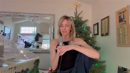 Debbie Gibson on Reels