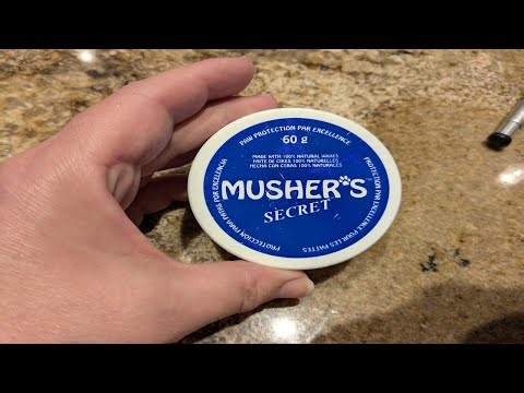 Musher's Secret Dog Paw Wax 60g – Moisturizing Dog Paw Balm – Helps Protect & Heals
