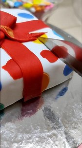 simple and small fondant gift box cake #cake #cakedesign #cakeviralreels #cakeshortsvideo