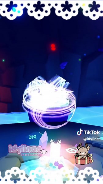 ⋆⁺₊❅. Come make a mega christmas spirit w me !! yayaya im late but irs okay #foryou #foryoupage #adoptme #adoptmeroblox #robloxadoptme